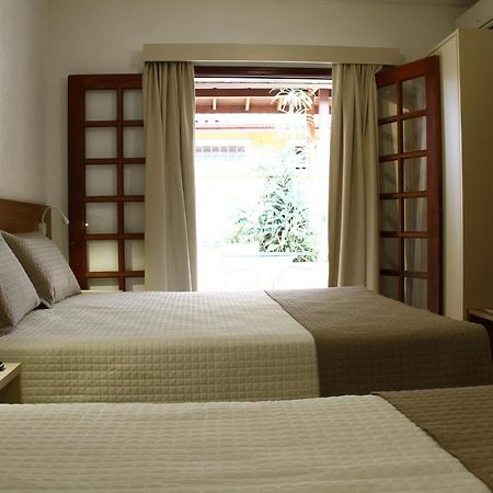 Beach Hotel Cambury 캄부리 외부 사진